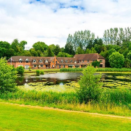 Cadmore Lakeside Hotel Tenbury Eksteriør bilde