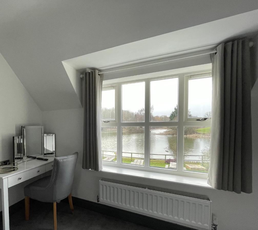 Cadmore Lakeside Hotel Tenbury Eksteriør bilde
