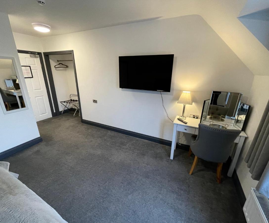 Cadmore Lakeside Hotel Tenbury Eksteriør bilde
